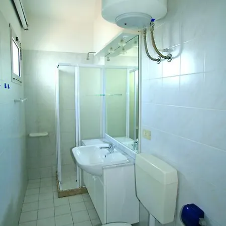 Augustus Apartment *